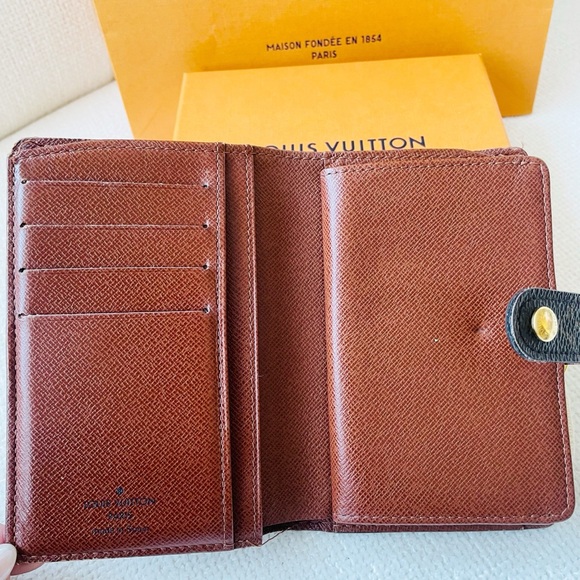 Louis Vuitton Kiss Lock monogram Wallet - Picture 3 of 12